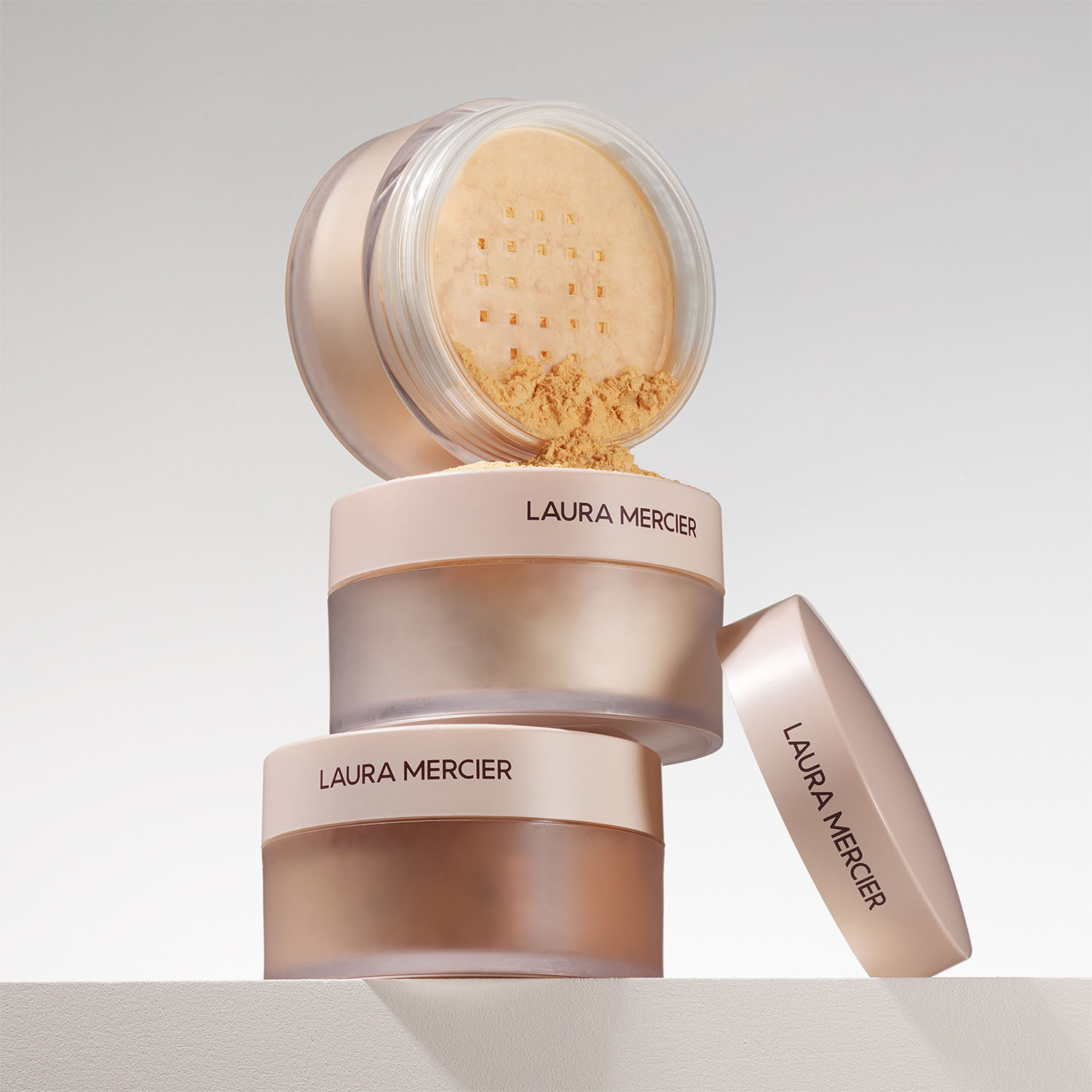 TRANSLUCENT LOOSE TALC-FREE SETTING POWDER ULTRA-BLUR (POLVO FIJADOR PARA ROSTRO)